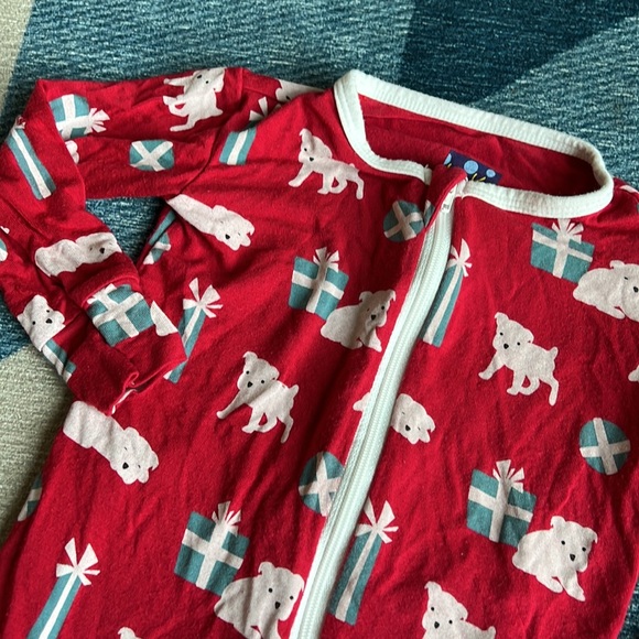 Kickee Pants 9-12 months Christmas Zip Up One Piece Puppies - Picture 3 of 16